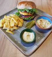 CHEESEBURGER